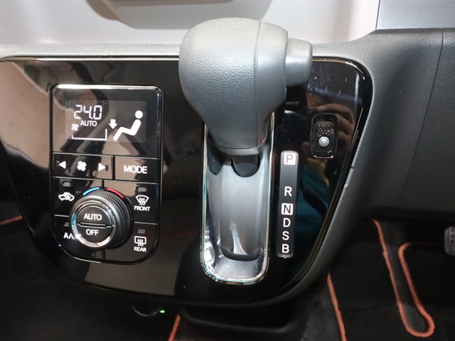 トヨタ パッソ モーダ チャーム