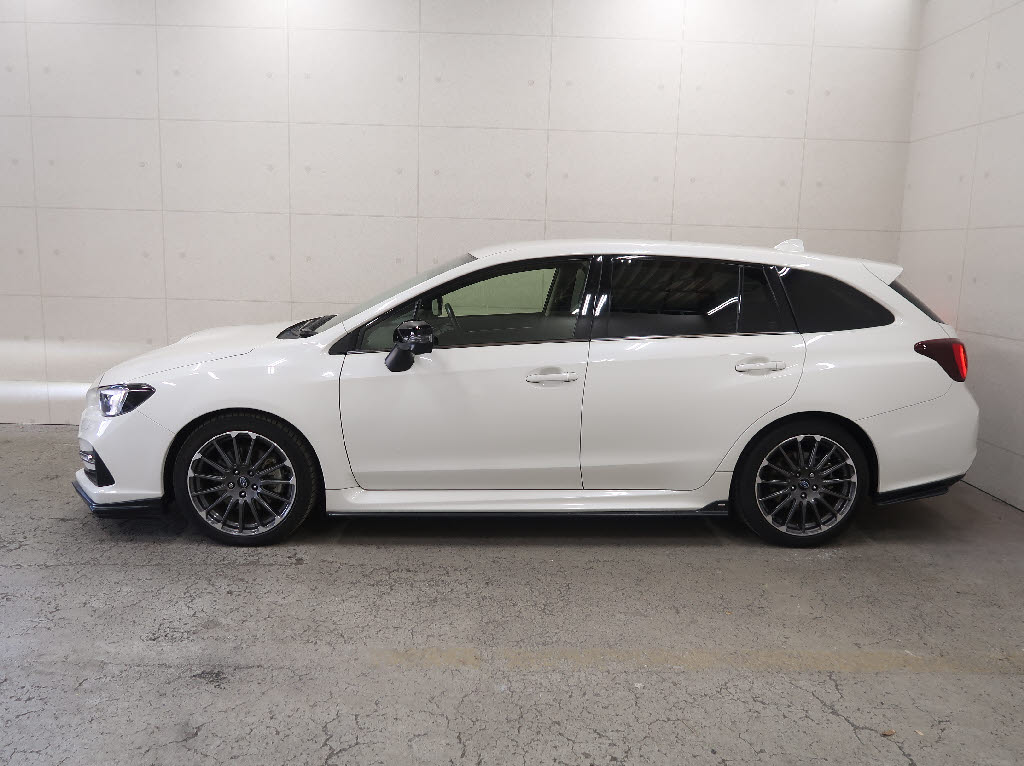 スバル レヴォーグ 1.6STIｽﾎﾟｰﾂｱｲｻｲﾄ 4WD