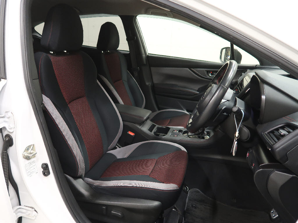 スバル インプレッサスポーツ STIｽﾎﾟｰﾂ