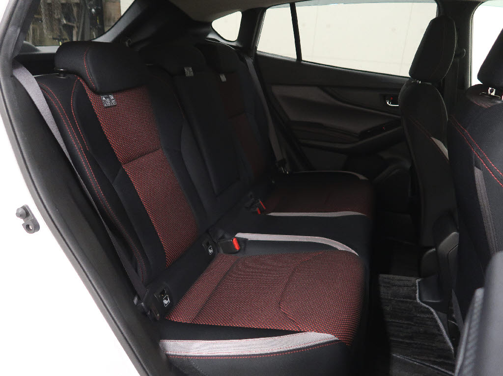 スバル インプレッサスポーツ STIｽﾎﾟｰﾂ