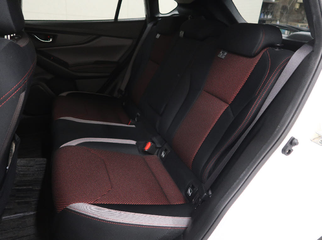 スバル インプレッサスポーツ STIｽﾎﾟｰﾂ