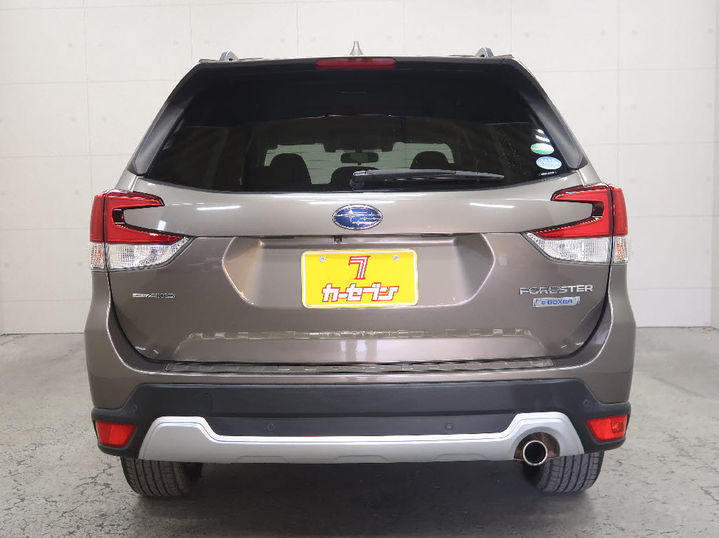 スバル フォレスター アドバンス