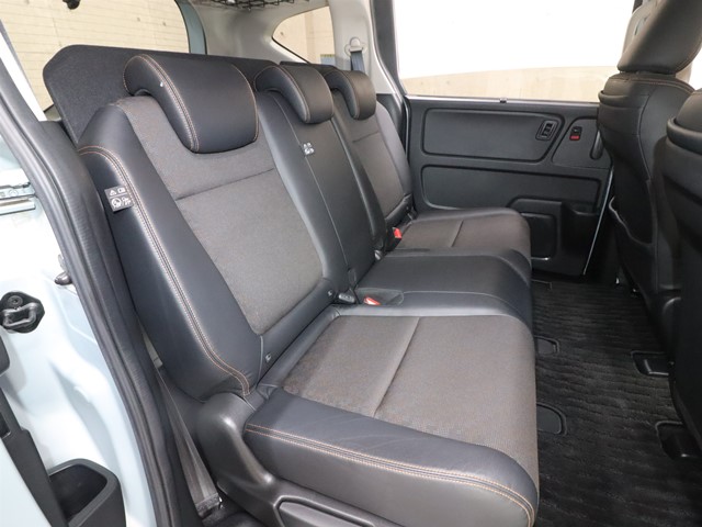 ホンダ ﾌﾘｰﾄﾞ+ﾊｲﾌﾞﾘｯﾄﾞ クロススター