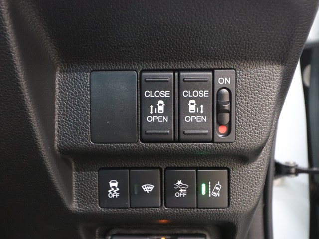 ホンダ ﾌﾘｰﾄﾞ+ﾊｲﾌﾞﾘｯﾄﾞ クロススター