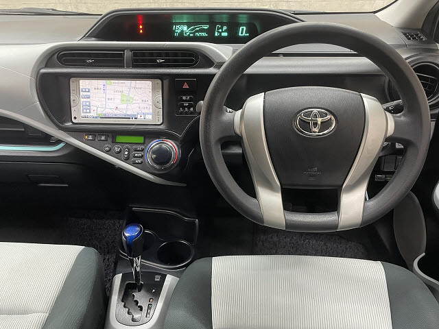 トヨタ アクア Ｓ