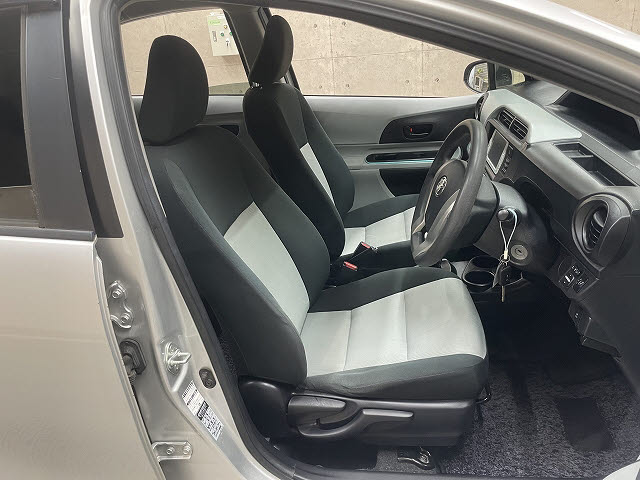 トヨタ アクア Ｓ