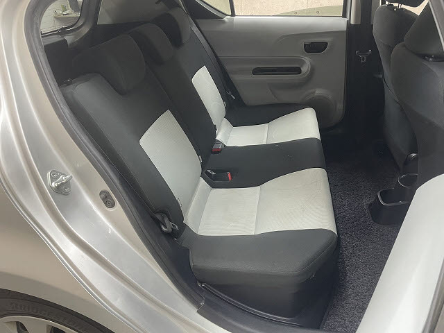 トヨタ アクア Ｓ