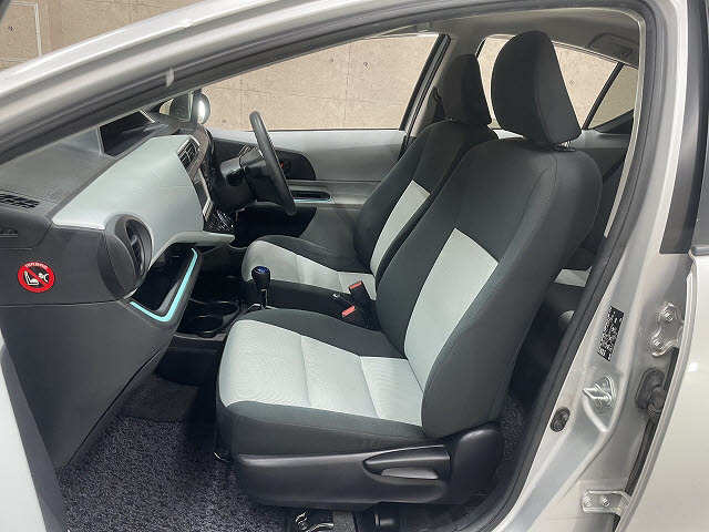 トヨタ アクア Ｓ