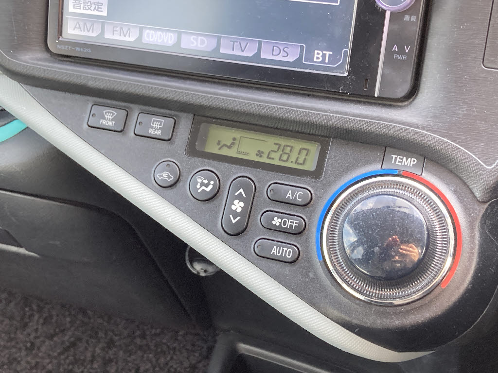 トヨタ アクア S