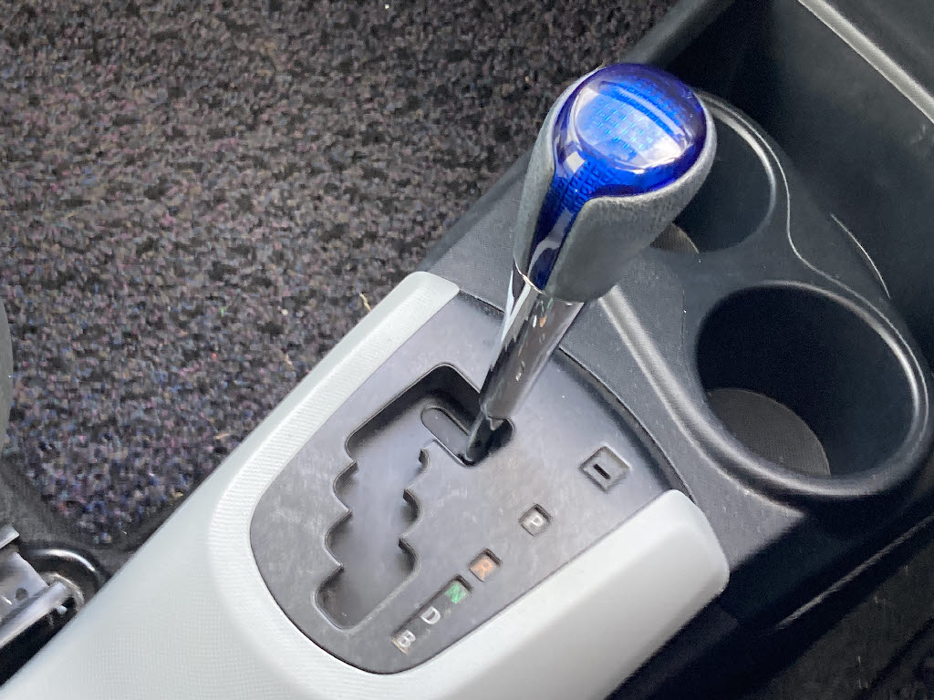 トヨタ アクア S