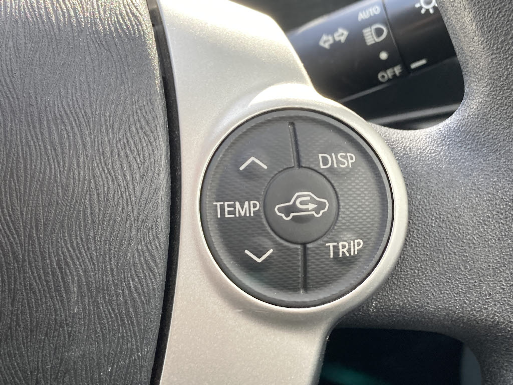 トヨタ アクア S