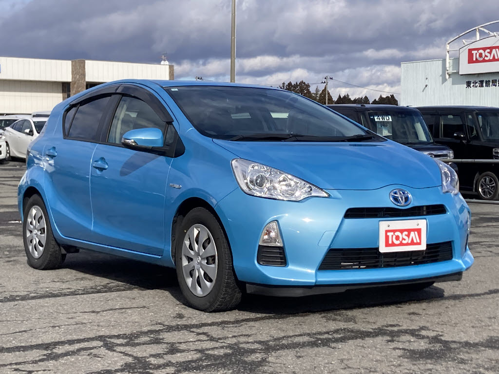 トヨタ アクア S