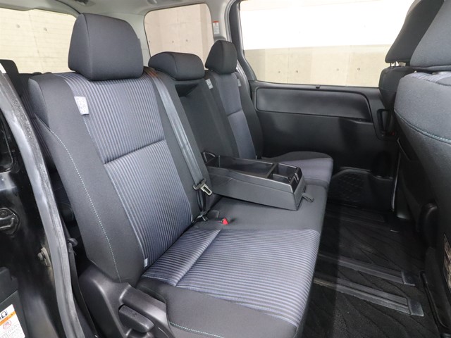 トヨタ ヴォクシー ZS