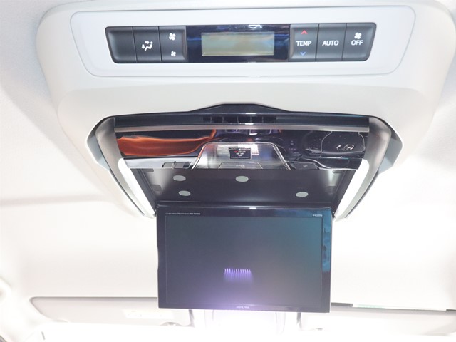 トヨタ ヴォクシー ＺＳ