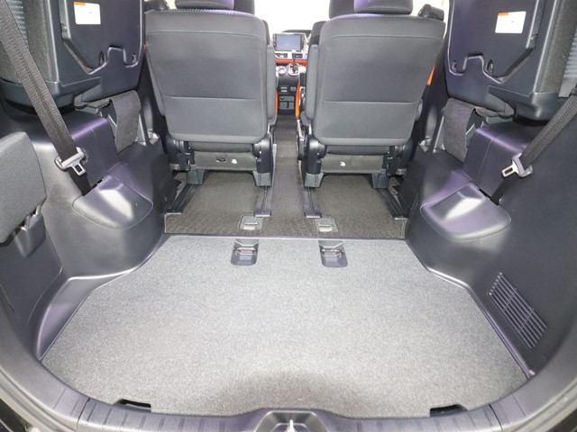 トヨタ ヴォクシー ＺＳ