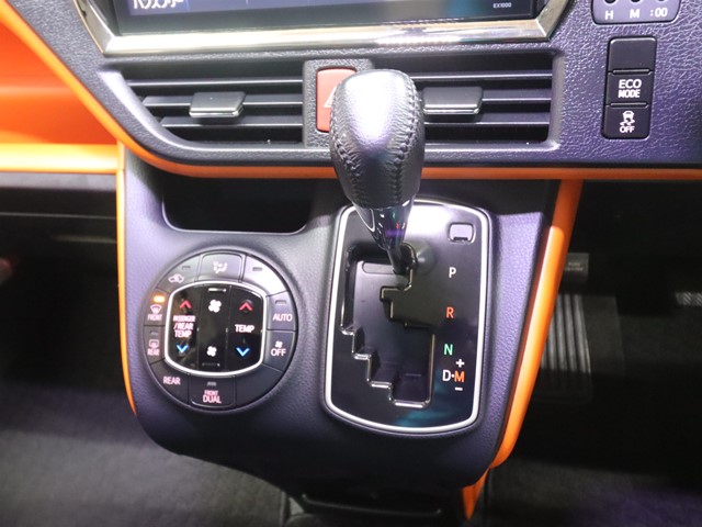 トヨタ ヴォクシー ＺＳ