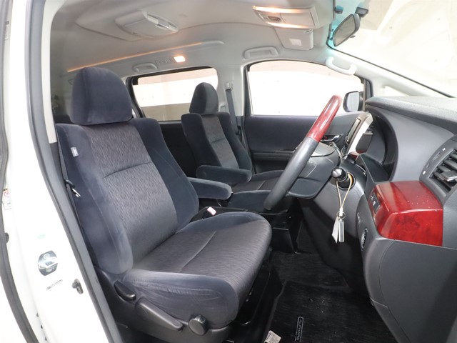 トヨタ アルファード ２４０Ｓ　Y車
