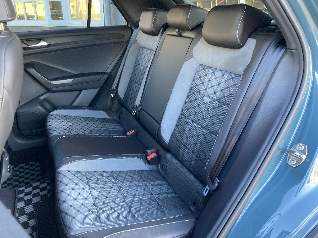 フォルクスワーゲン ＶＷ　Ｔ－ロック ＴＤＩ　Ｒライン