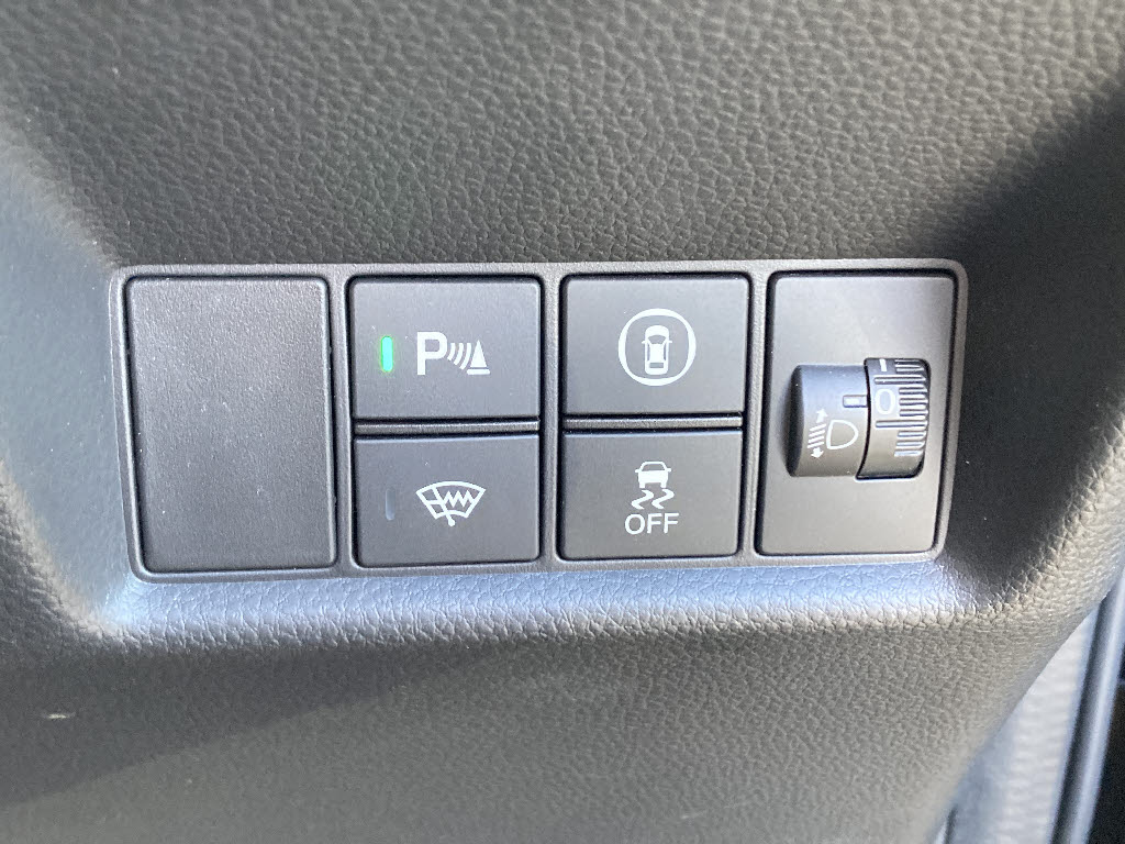 ホンダ フィット eHEV ﾘｭｸｽ