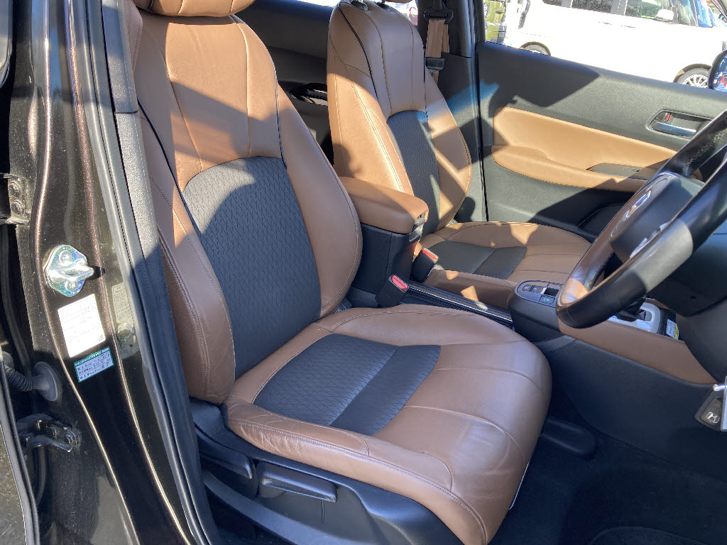 ホンダ フィット eHEV ﾘｭｸｽ