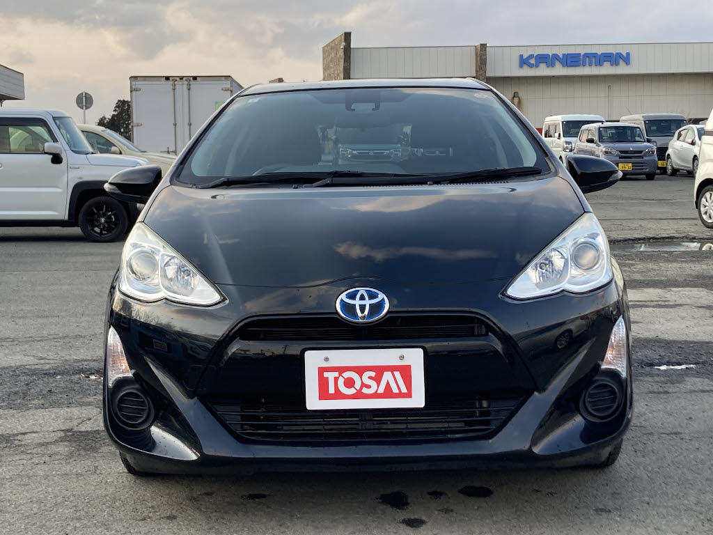 トヨタ アクア GﾌﾞﾗｯｸｿﾌﾄﾚｻﾞｰSLC