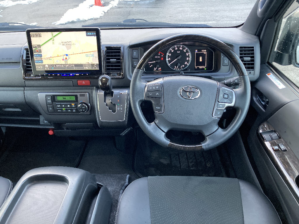 トヨタ ハイエースＶ ﾛﾝｸﾞｽｰﾊﾟｰGLﾀﾞｰｸﾌﾟﾗｲﾑ2