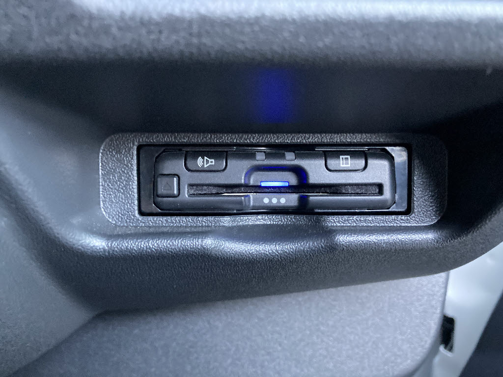 トヨタ ハイエースＶ ﾛﾝｸﾞｽｰﾊﾟｰGLﾀﾞｰｸﾌﾟﾗｲﾑ2