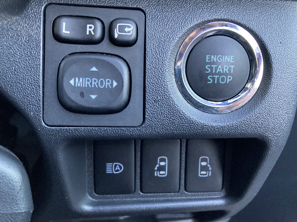 トヨタ ハイエースＶ ﾛﾝｸﾞｽｰﾊﾟｰGLﾀﾞｰｸﾌﾟﾗｲﾑ2