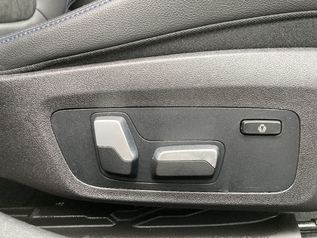 ＢＭＷ ＢＭＷ ３シリーズ 320d xDrive MｽﾎﾟｰﾂED　JOY+