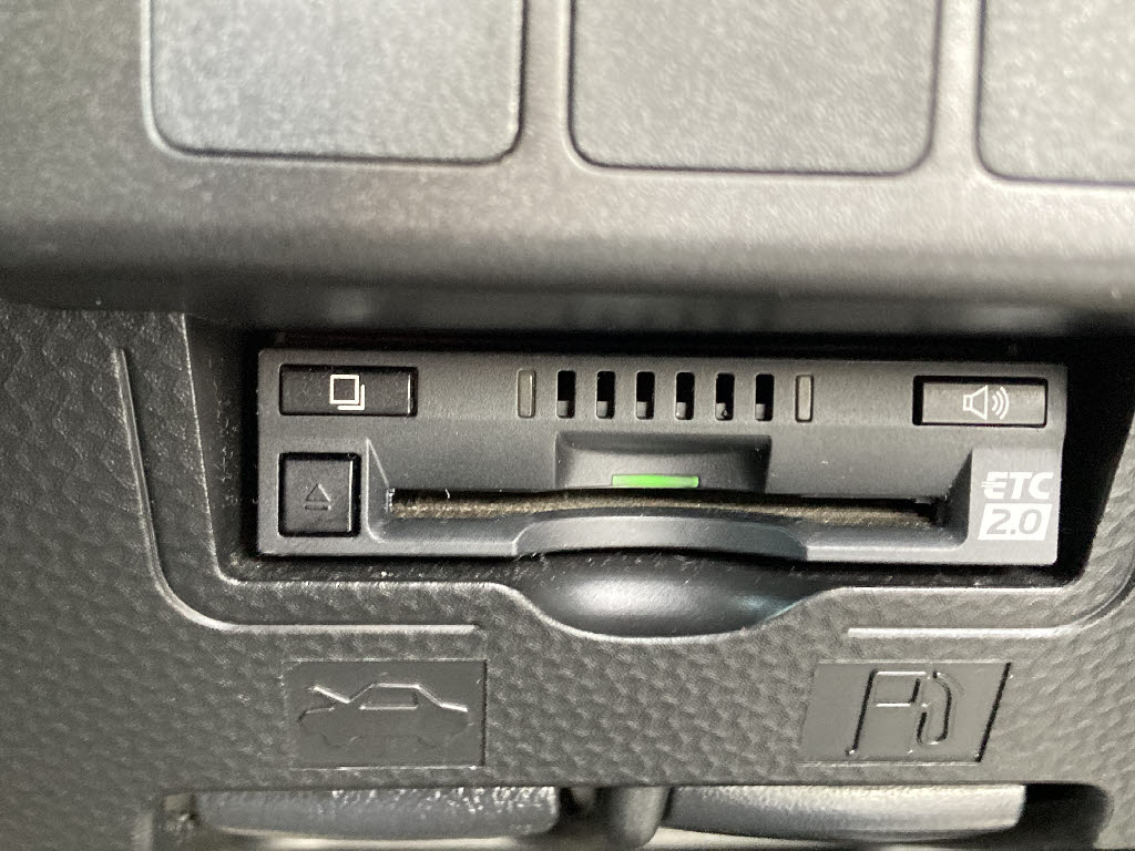 トヨタ タンク ｶｽﾀﾑGS 4WD