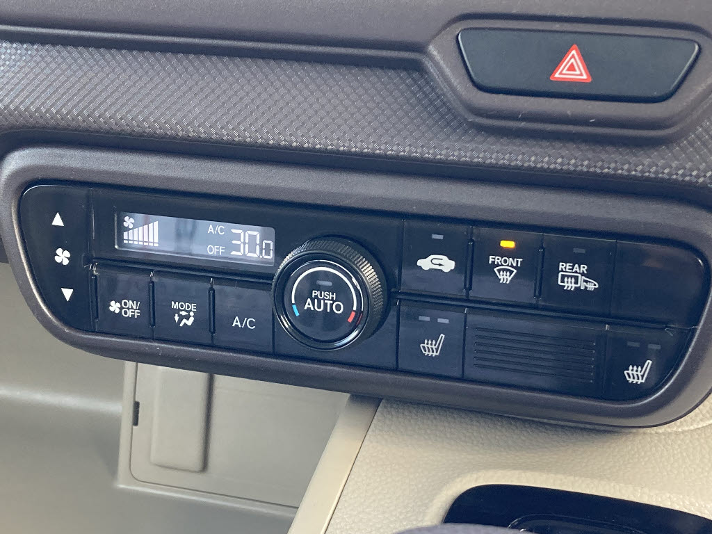 ホンダ Ｎ　ＢＯＸ 4WD G ﾎﾝﾀﾞｾﾝｼﾝｸﾞ