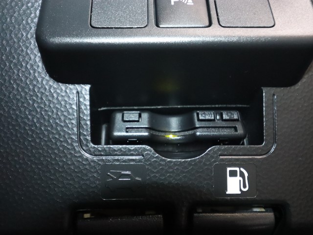 スバル ジャスティ ﾍﾞｰｽｸﾞﾚｰﾄﾞ