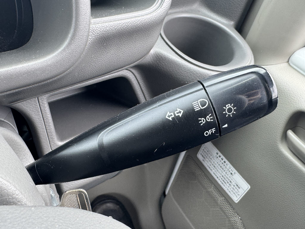 三菱 ミニキャブＶ M 4WD