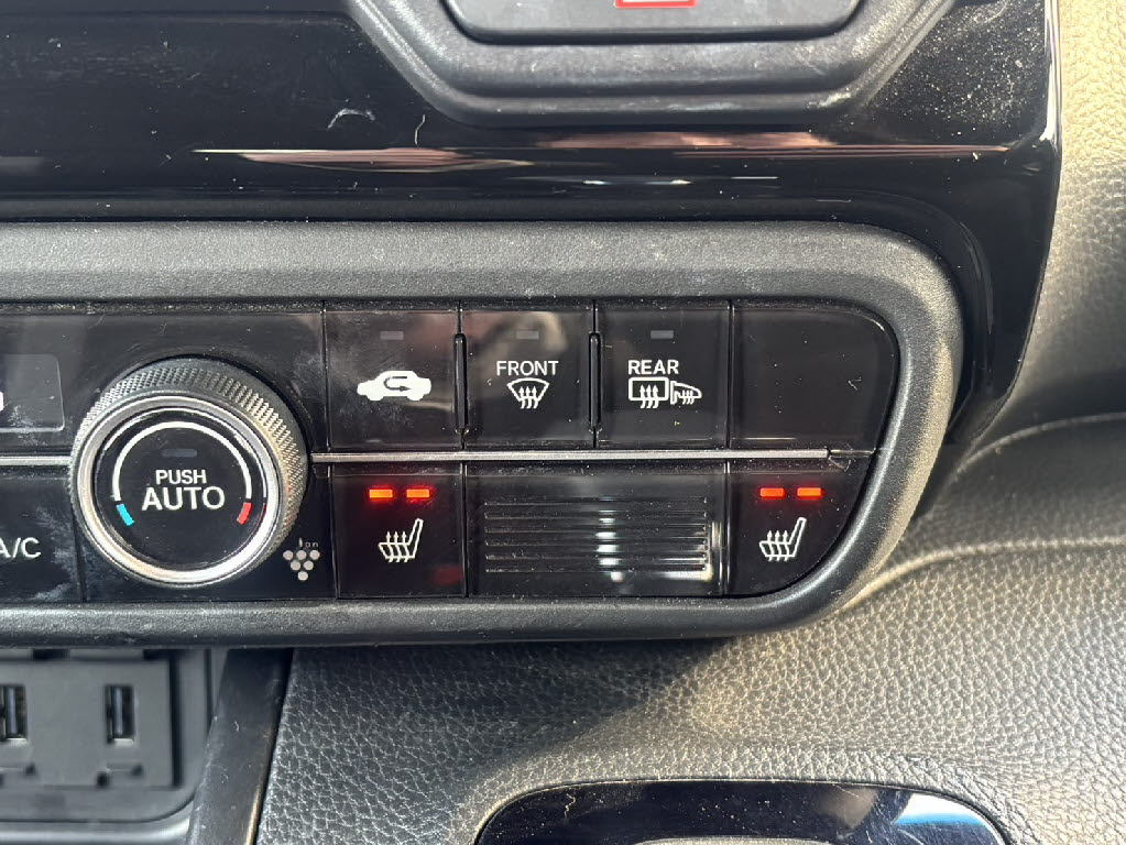 ホンダ Ｎ　ＢＯＸカスタム 4WD L