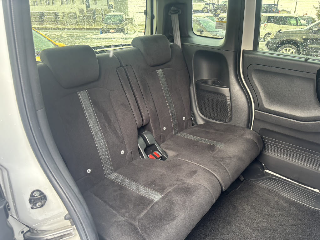 ホンダ Ｎ　ＢＯＸカスタム 4WD L