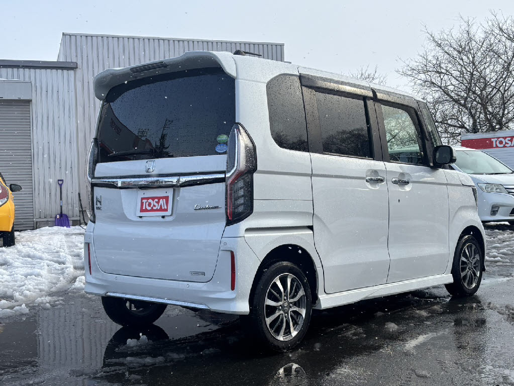 ホンダ Ｎ　ＢＯＸカスタム 4WD L