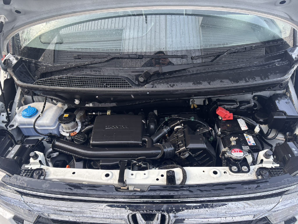 ホンダ Ｎ　ＢＯＸカスタム 4WD L