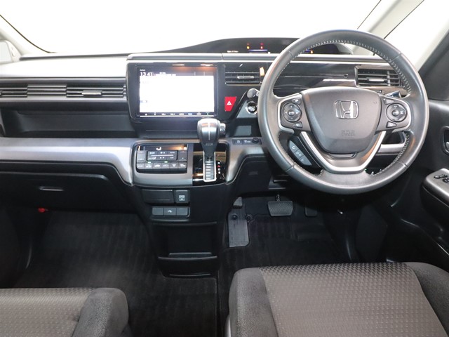 ホンダ ステップワゴン スパーダ　ホンダセンシング