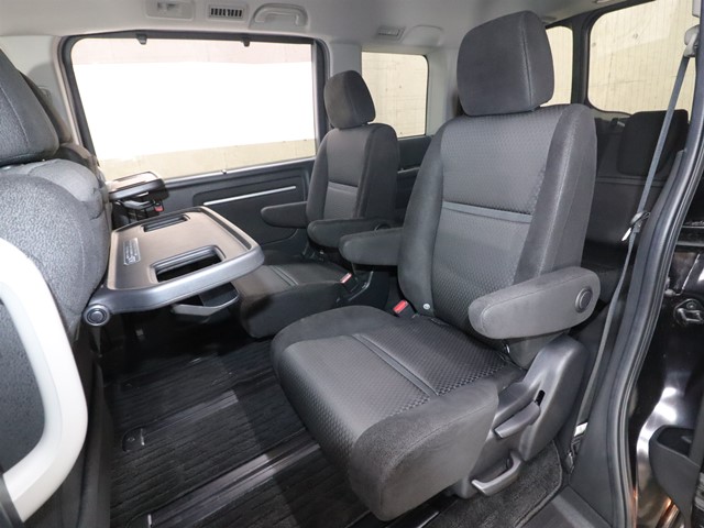 ホンダ ステップワゴン スパーダ　ホンダセンシング