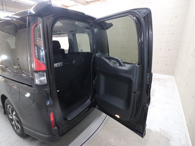 ホンダ ステップワゴン スパーダ　ホンダセンシング