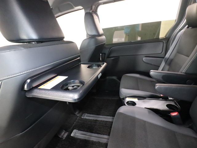 トヨタ ノア Ｓｉダブルバイビー3