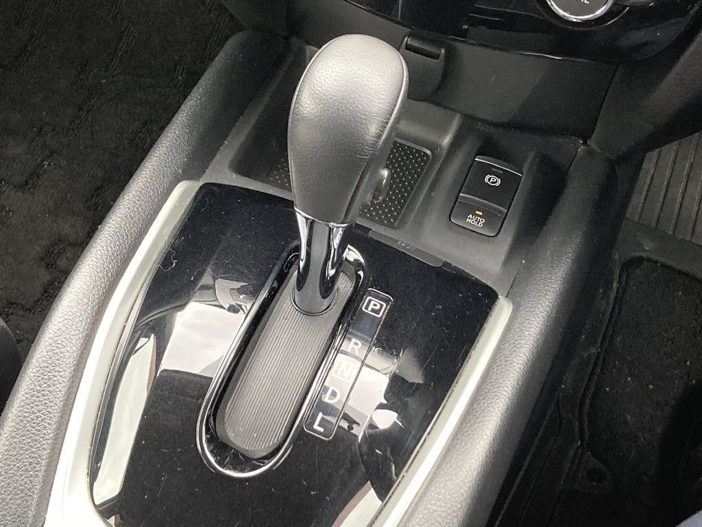 ニッサン エクストレイル 4WD 20Xi