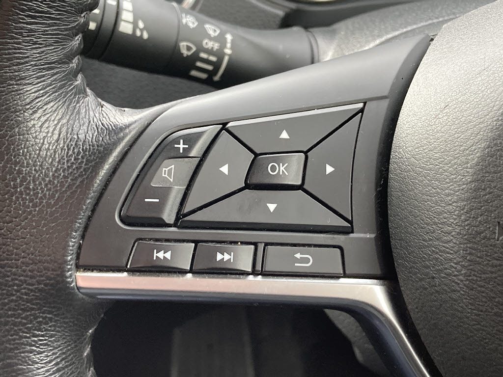 ニッサン エクストレイル 4WD 20Xi