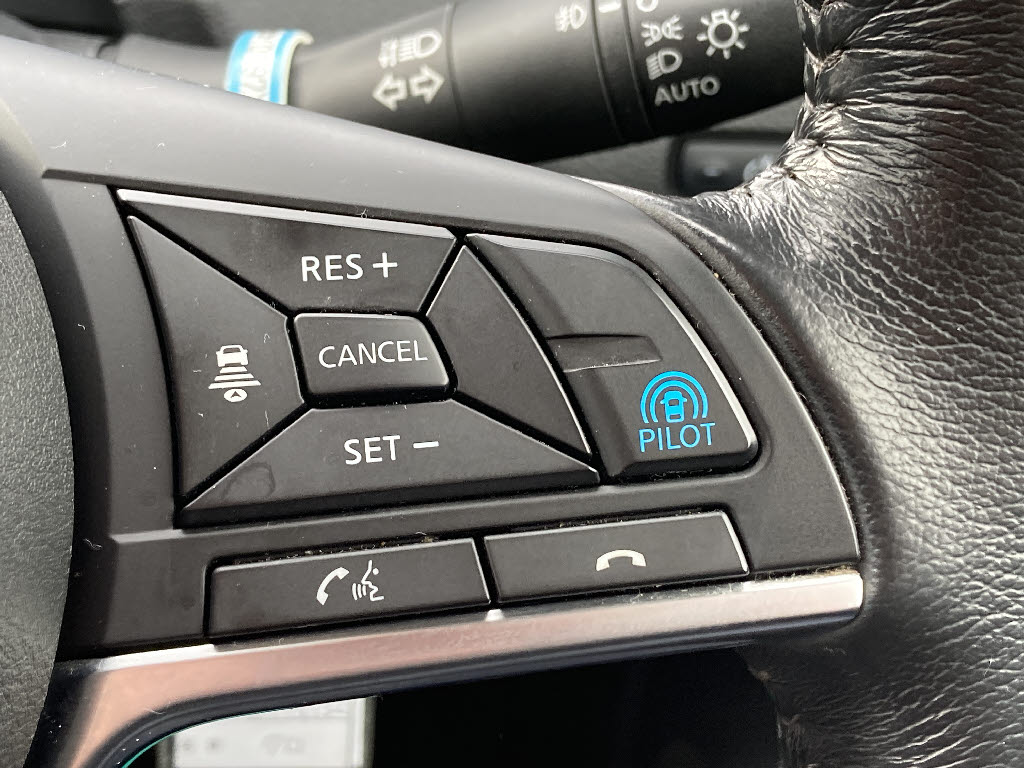 ニッサン エクストレイル 4WD 20Xi