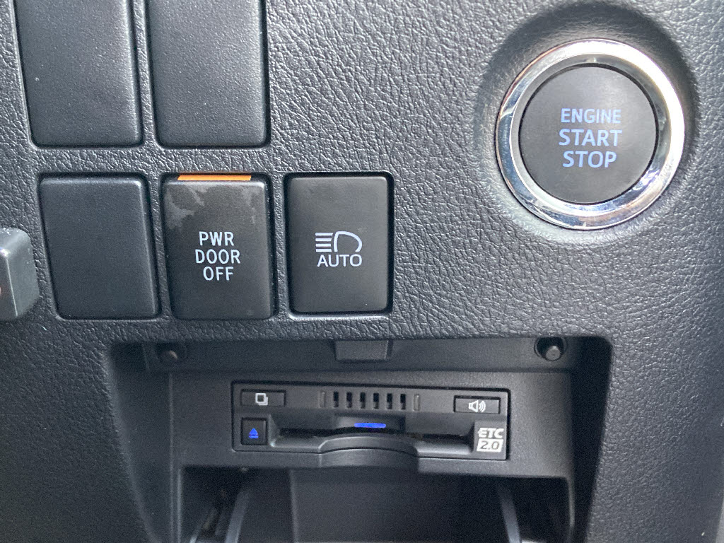 トヨタ アルファード Ｓタイプゴールド２