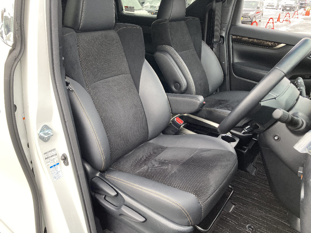 トヨタ アルファード Ｓタイプゴールド２