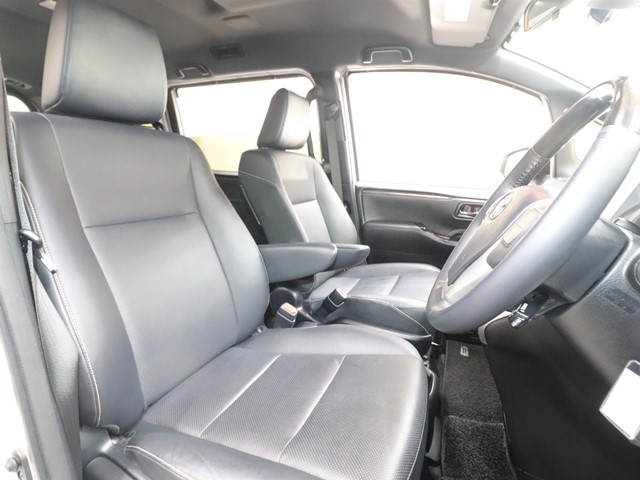 トヨタ エスクァイア Ｇｉ