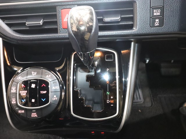 トヨタ エスクァイア Ｇｉ