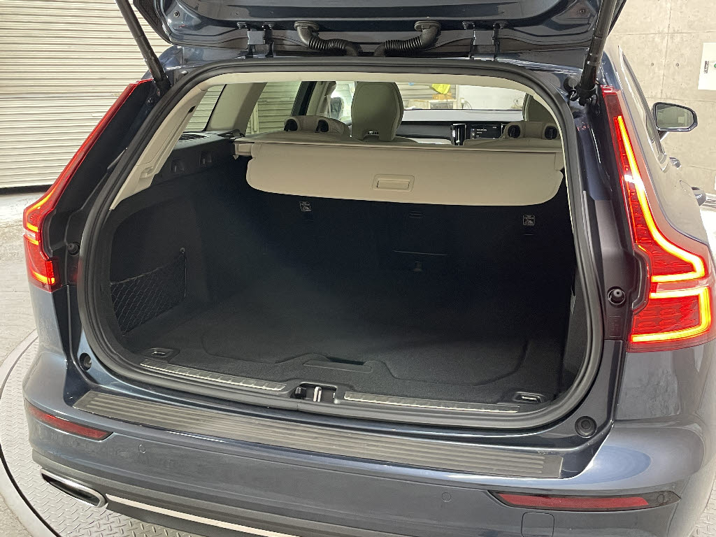 ボルボ ボルボ Ｖ６０ Ｔ５ インスクリプション