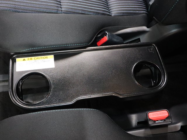 トヨタ ヴォクシー ＺＳ煌２